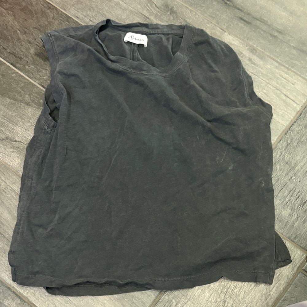 Black Sleeveless Top Rowan size m
